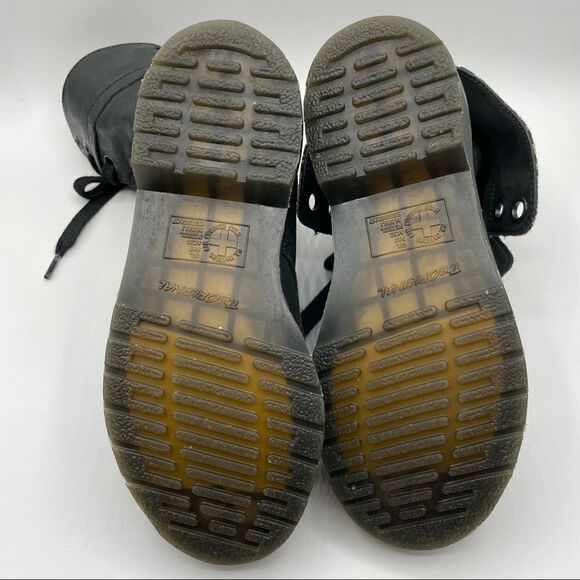 Dr. Martens Triumph Floral Fold Over Boots - Picture 5 of 6